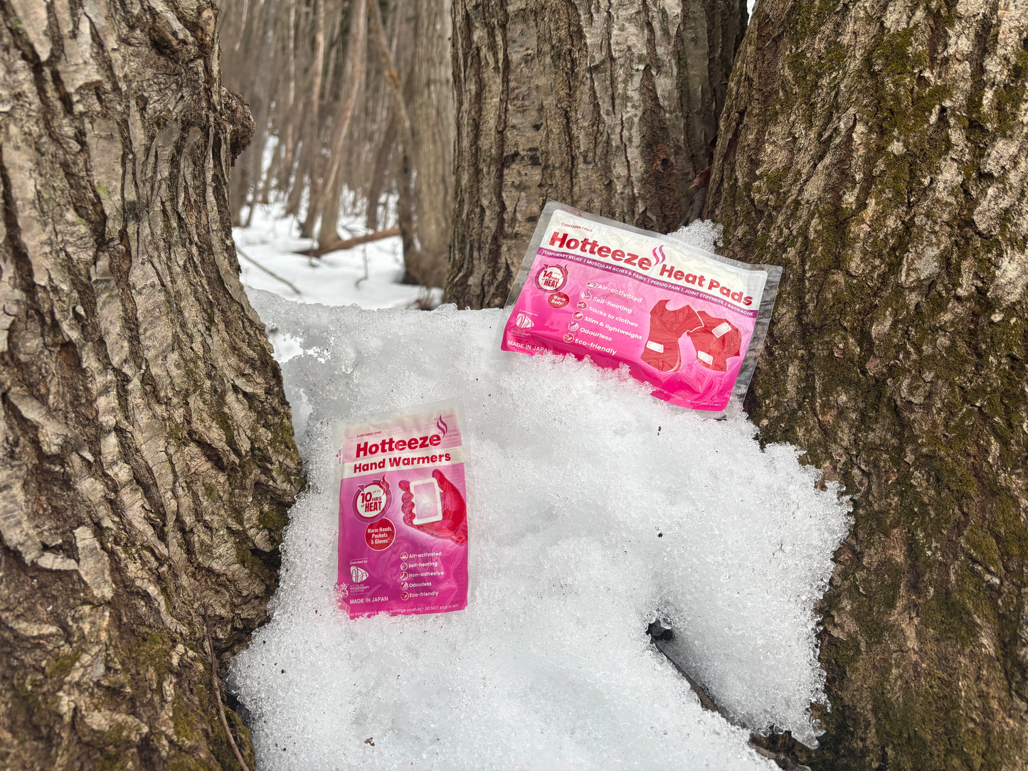Hotteeze Hand Warmers and Heat Pads in snow – 10 pack air-activated pads – winter warmth – UK